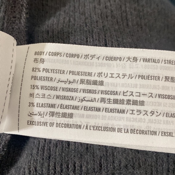 Abercrombie & Fitch grey Soft & Cozy slouched cropped sweater cardigan size XS - Picture 10 of 10